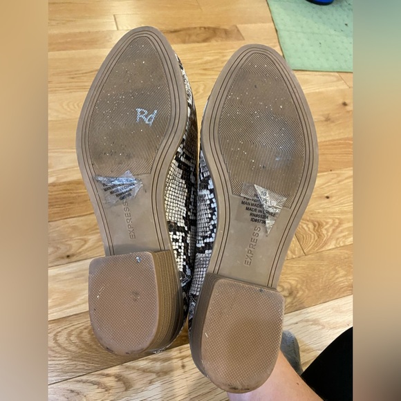 Express Faux Snake Booties - Picture 8 of 8